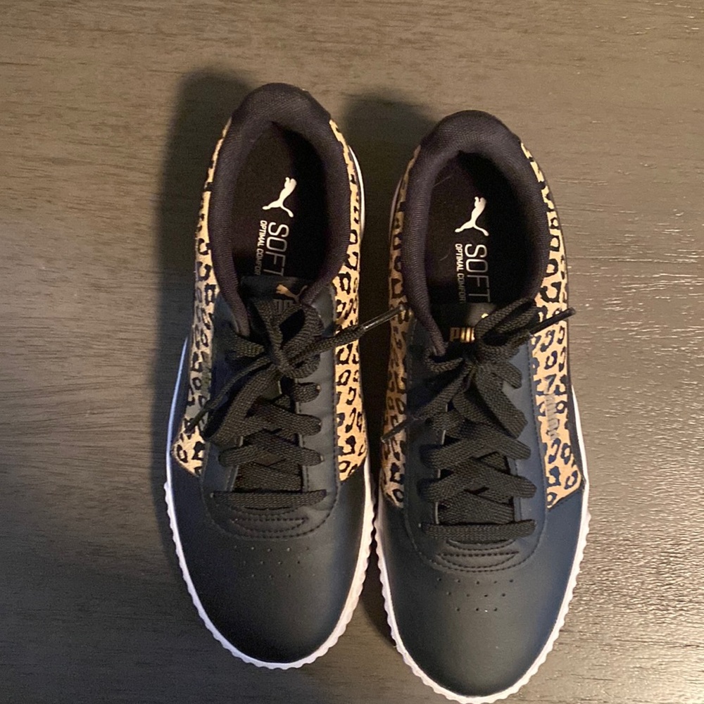 Leopard print Puma sneakers